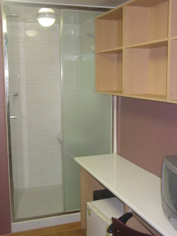 E Livingtel Guest house *